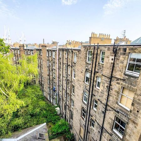 Guestready - Modern 2Br Home On The Royal Mile! Edinburgh Bagian luar foto